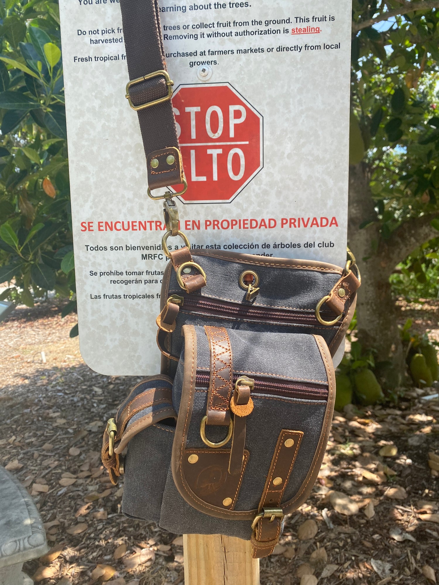 Eremos Foraging Kit (Dark Blue / The Midnite Scrumper)