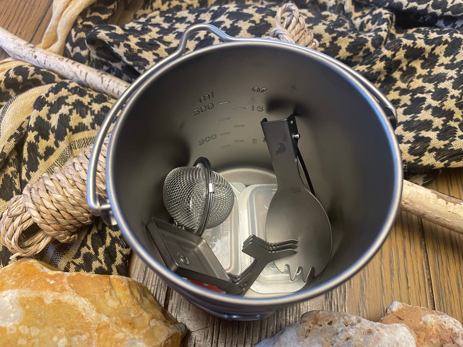 Eremos Wild Food Cook & Tea Kit – Titanium Camping Cookware Set with Acacia Cutting Board | Bushcraft Foraging Expedition Gear