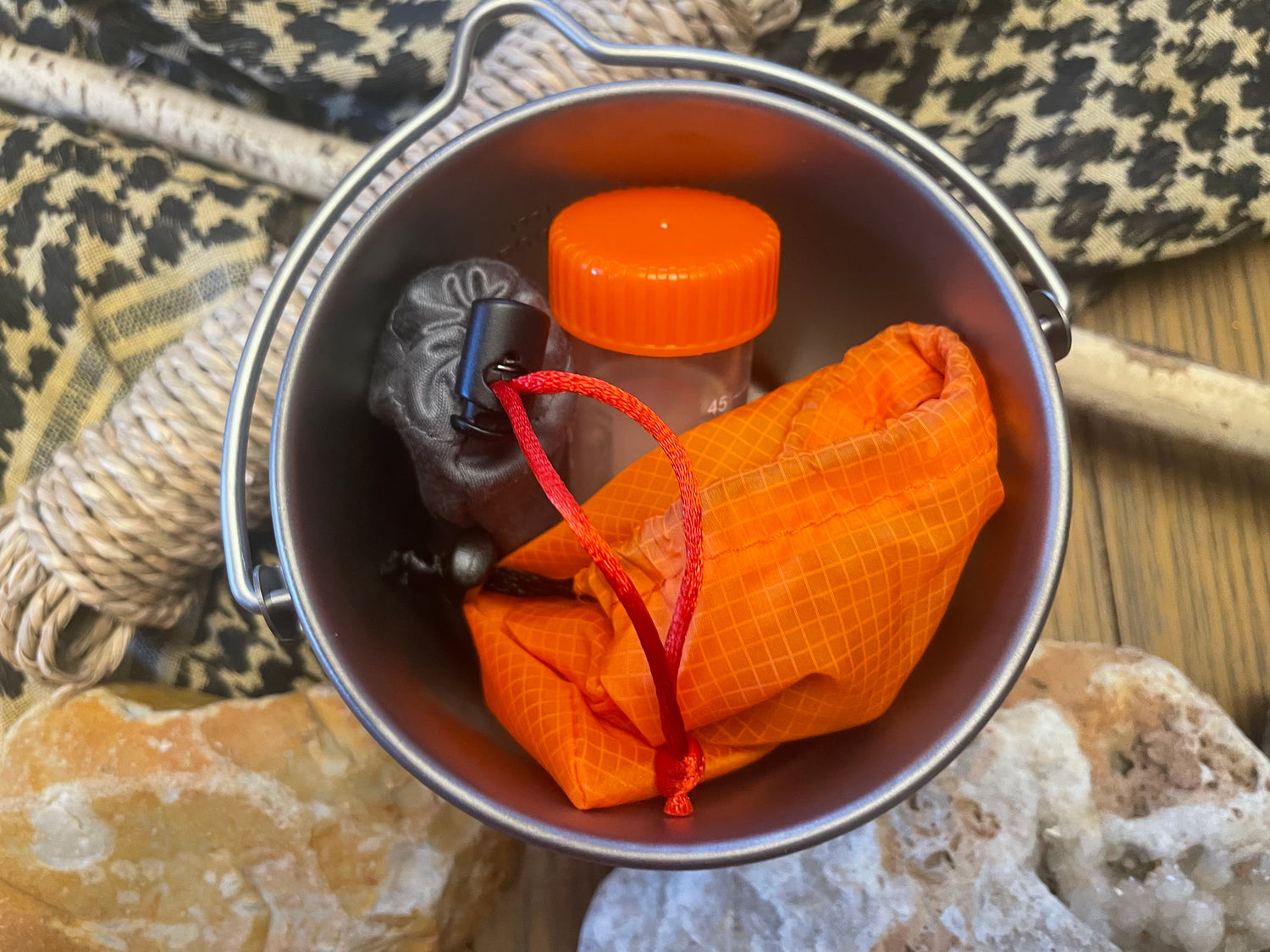 Eremos Wild Food Cook & Tea Kit – Titanium Camping Cookware Set with Acacia Cutting Board | Bushcraft Foraging Expedition Gear